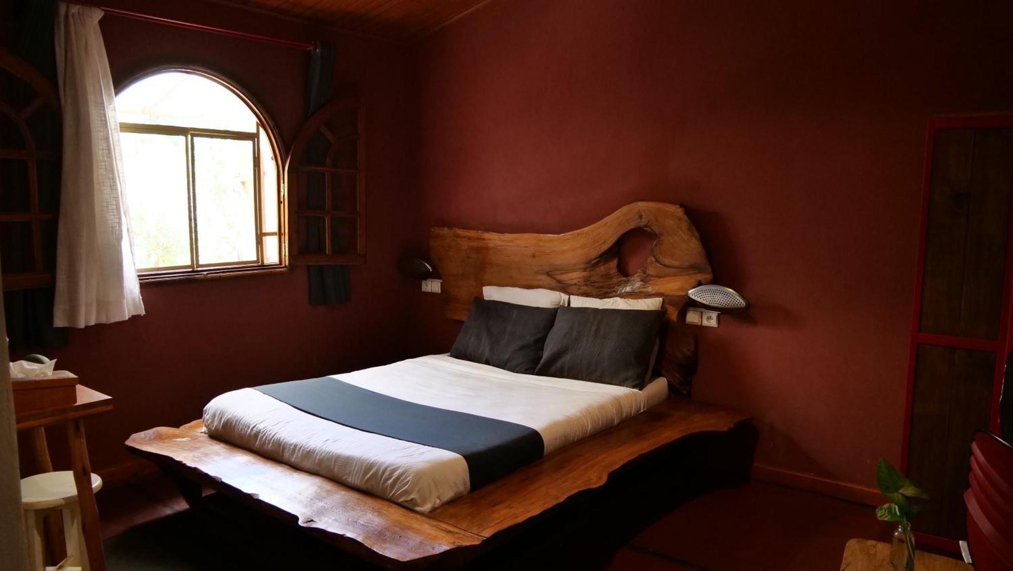Souimanga-Hotel Antsirabe Esterno foto