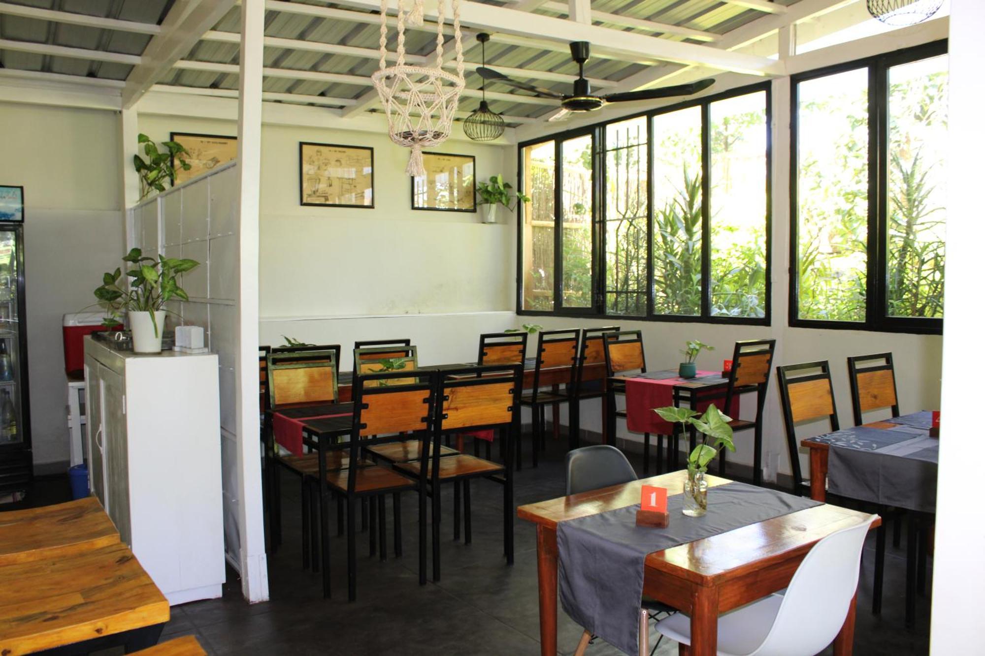 Souimanga-Hotel Antsirabe Esterno foto